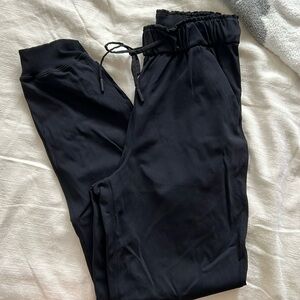 Lulu Jogger size 2